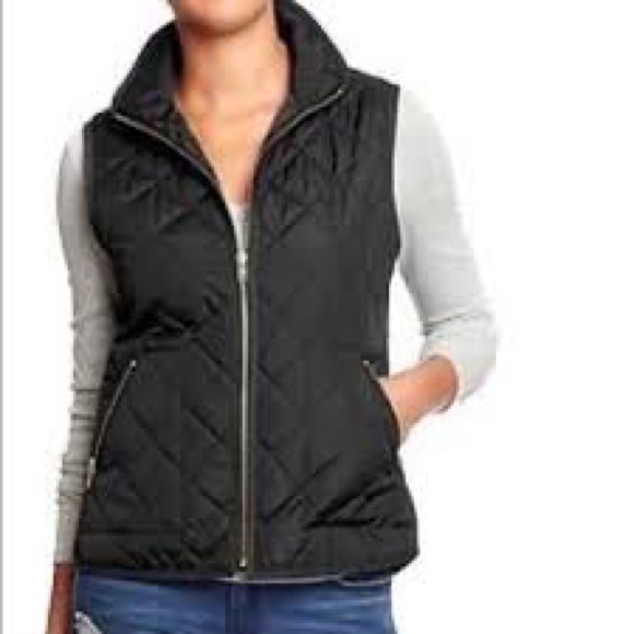 Old Navy Jackets & Blazers - 3/$25 Old Navy Quilted Lightweight Vest in Black